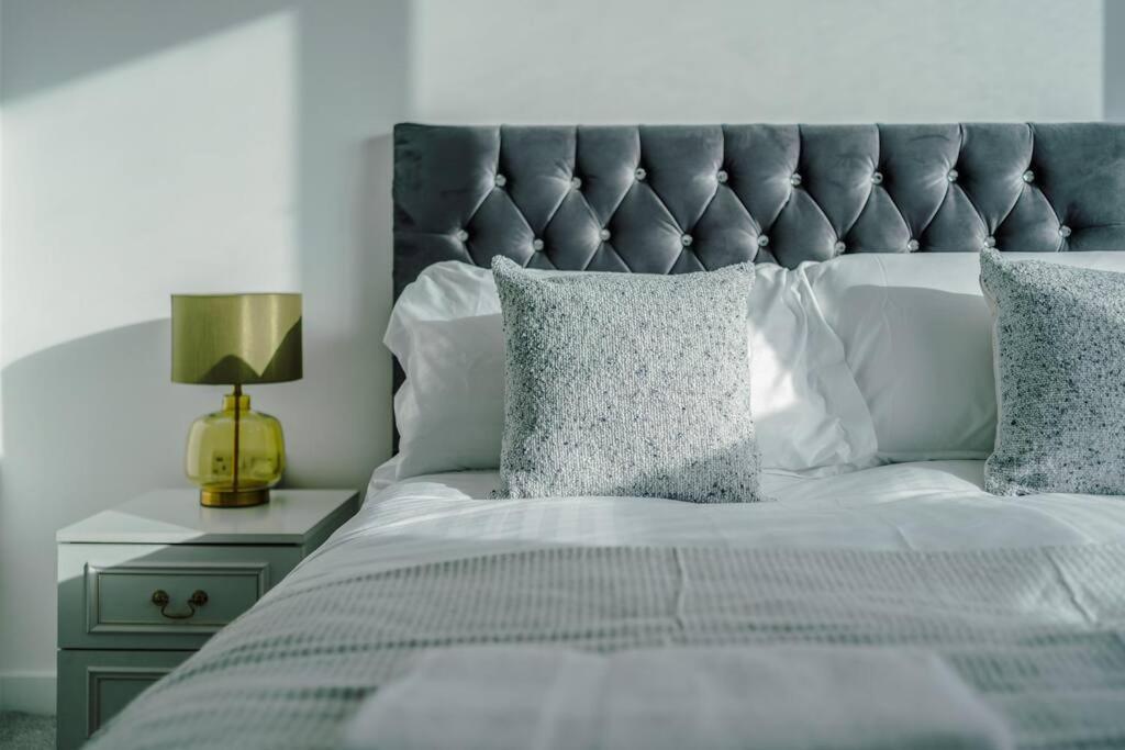 Stunning 2-Bed Premium Apartment - Free Wi-Fi Preston  Exterior foto