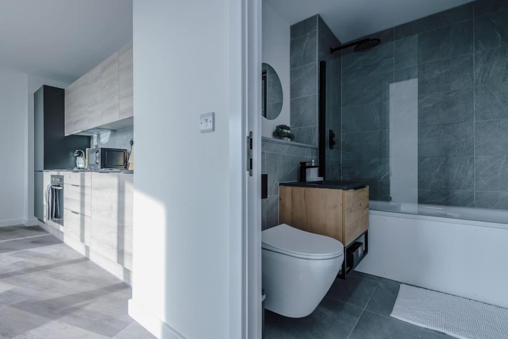 Stunning 2-Bed Premium Apartment - Free Wi-Fi Preston  Exterior foto